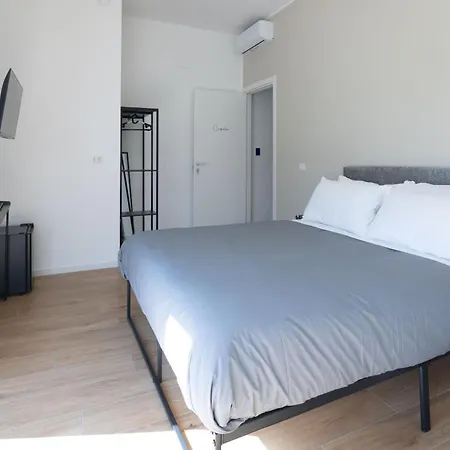 Numero 5 Gæstehus Bari